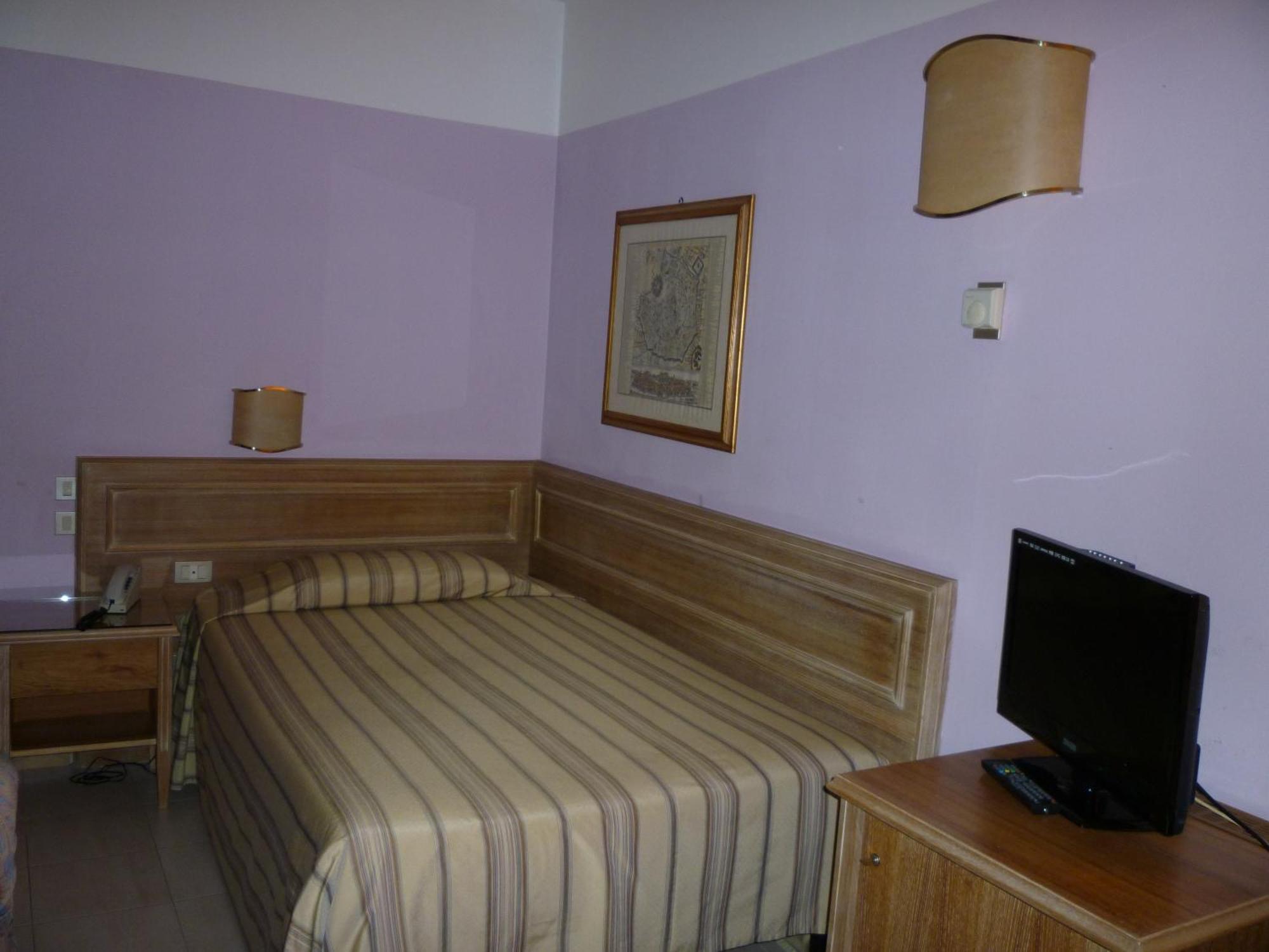 Hotel Ascot Binasco Esterno foto