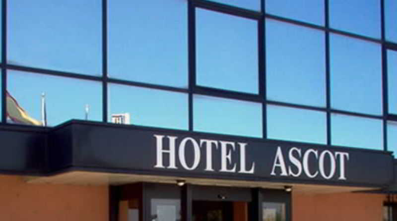 Hotel Ascot Binasco Esterno foto